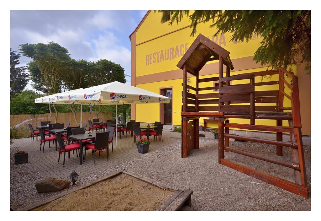 Restaurace Stará Lípa Hotel Česká Lípa Exterior foto